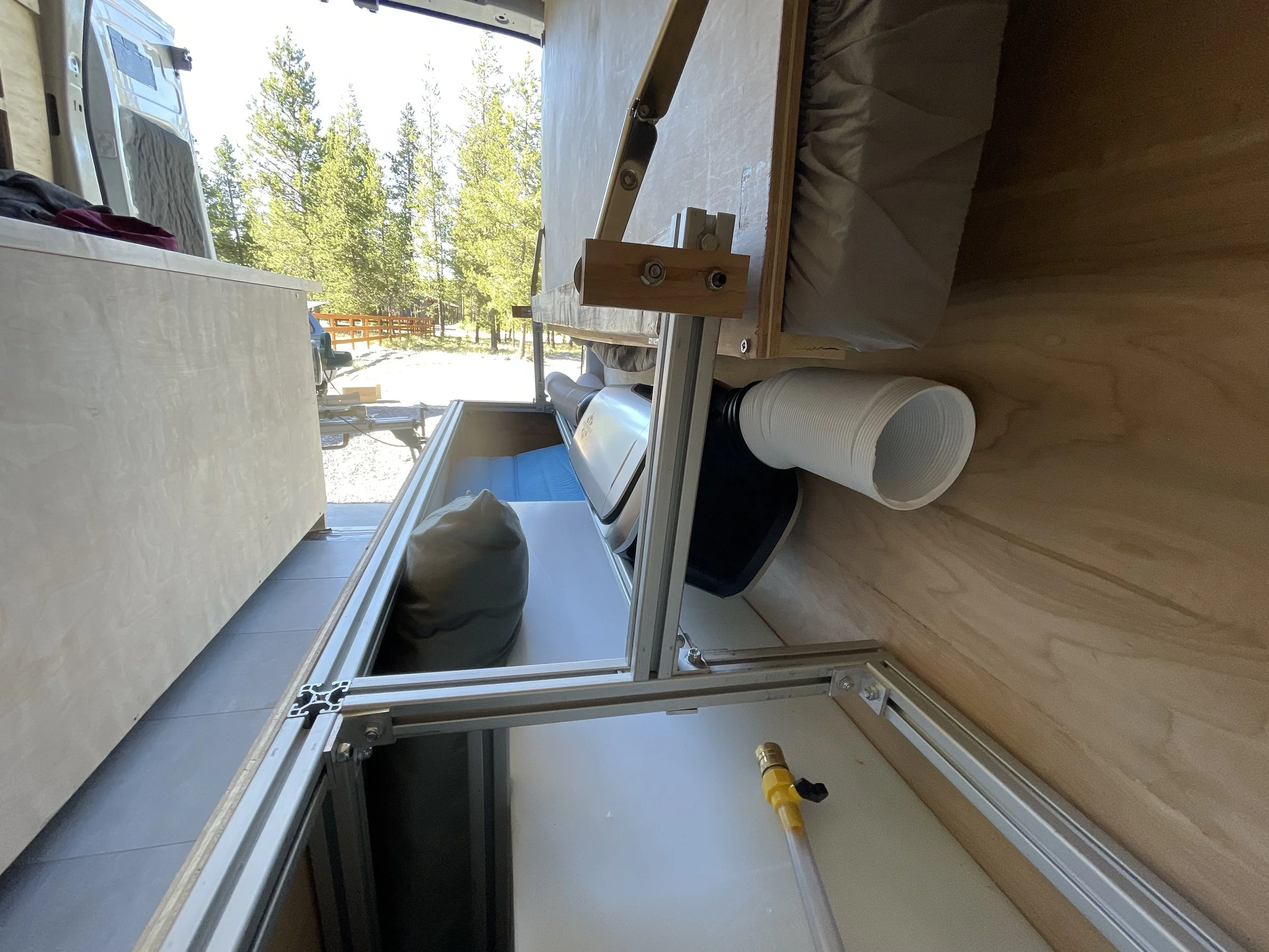 Air Conditioner - Photo 1