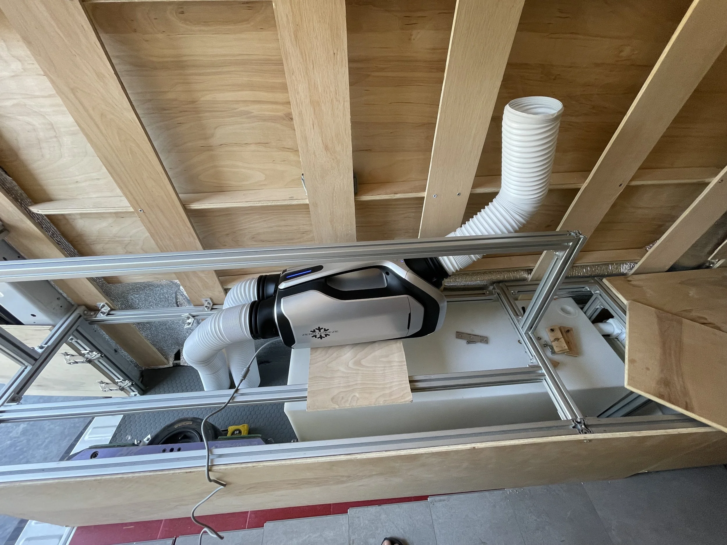 Air Conditioner - Photo 14