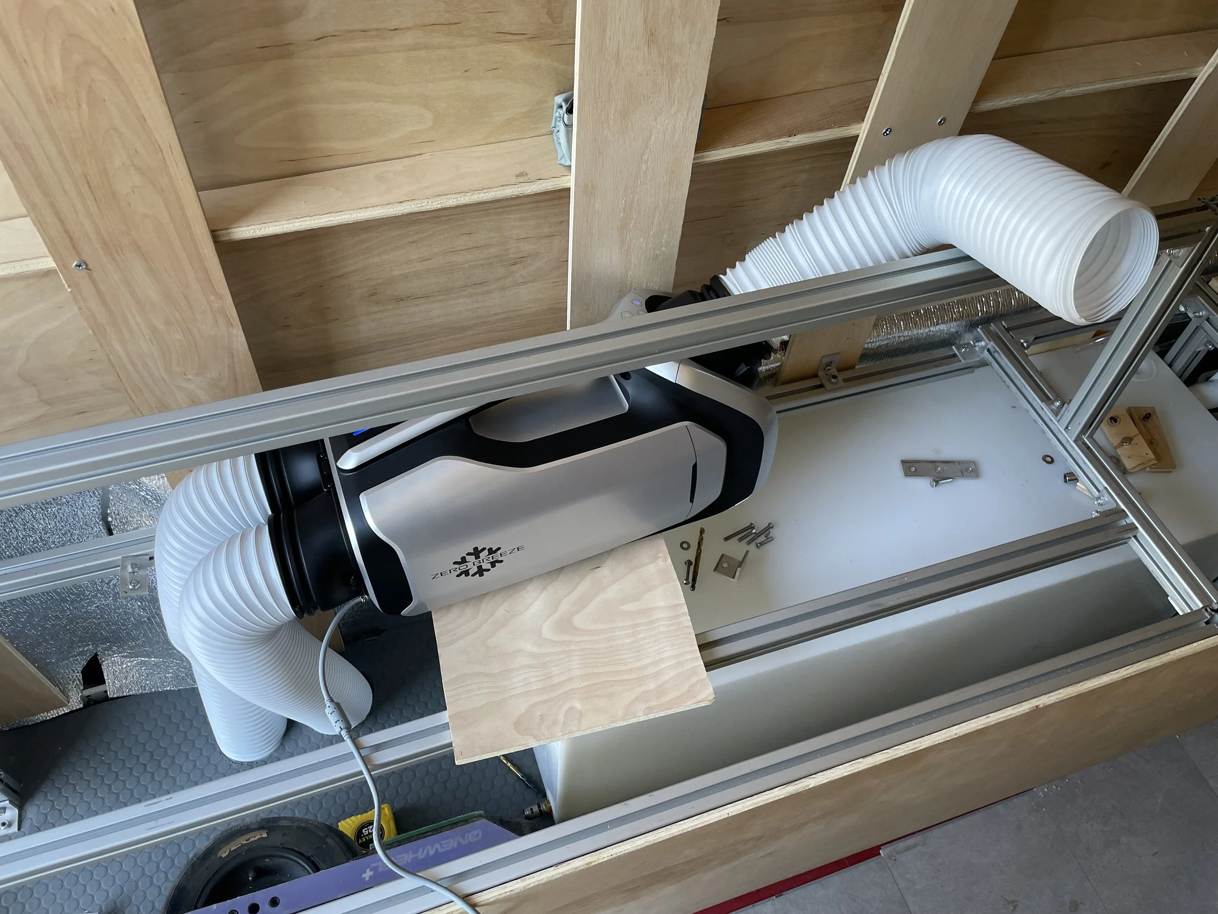 Air Conditioner - Photo 15