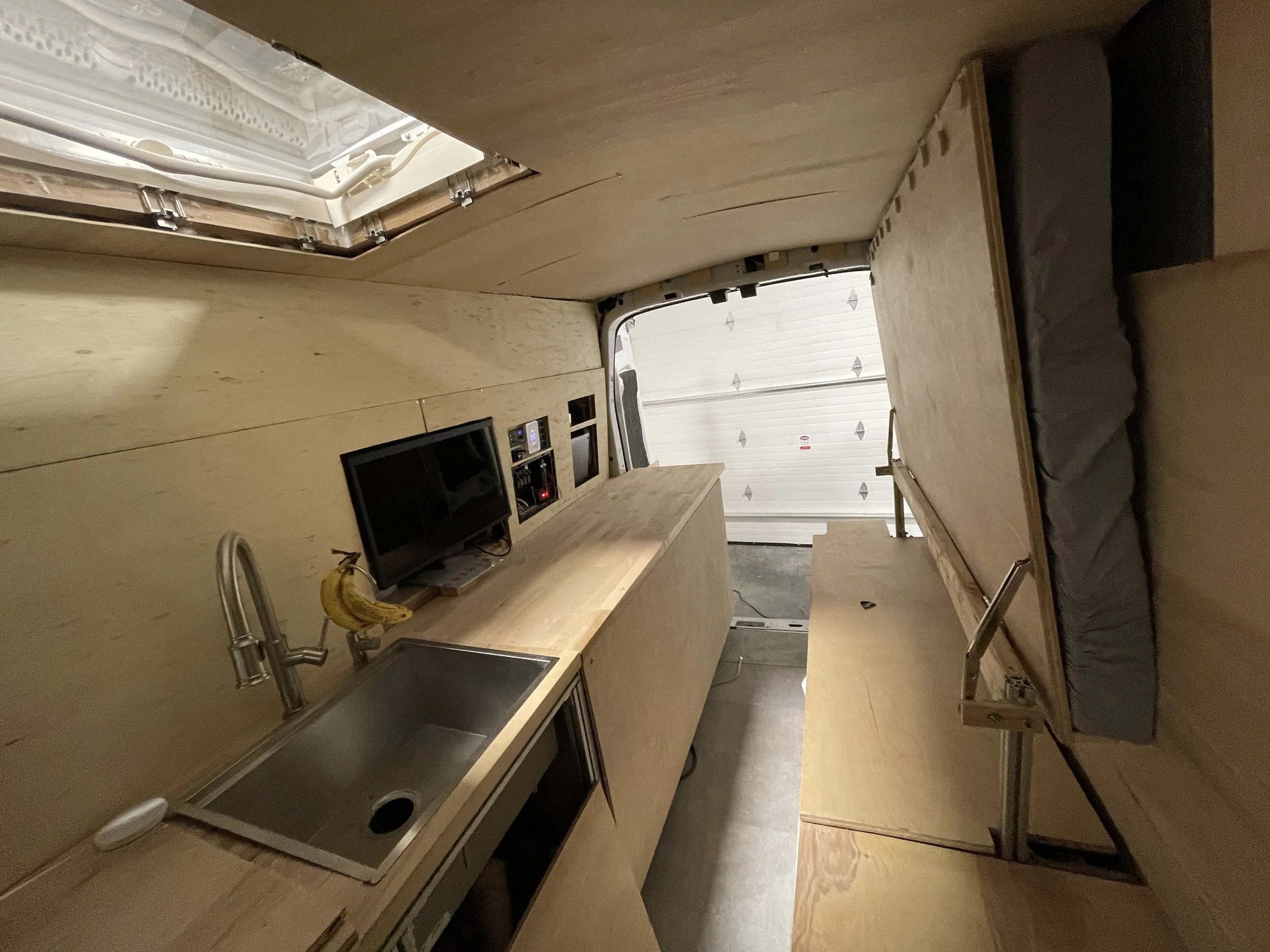 Walls & Ceiling Panels - Photo 5